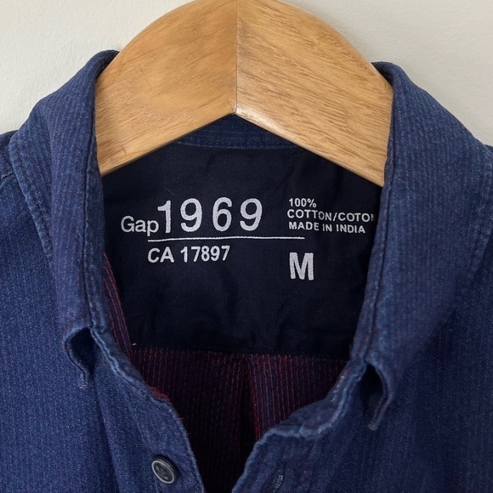 Gap Men’s Medium Buttoned Long Sleeve‎ Indigo Shirt - Picture 2 of 8